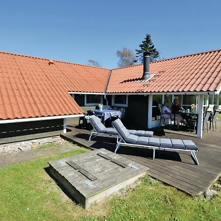 Three-bedroom In Sydals * Skovbyballe